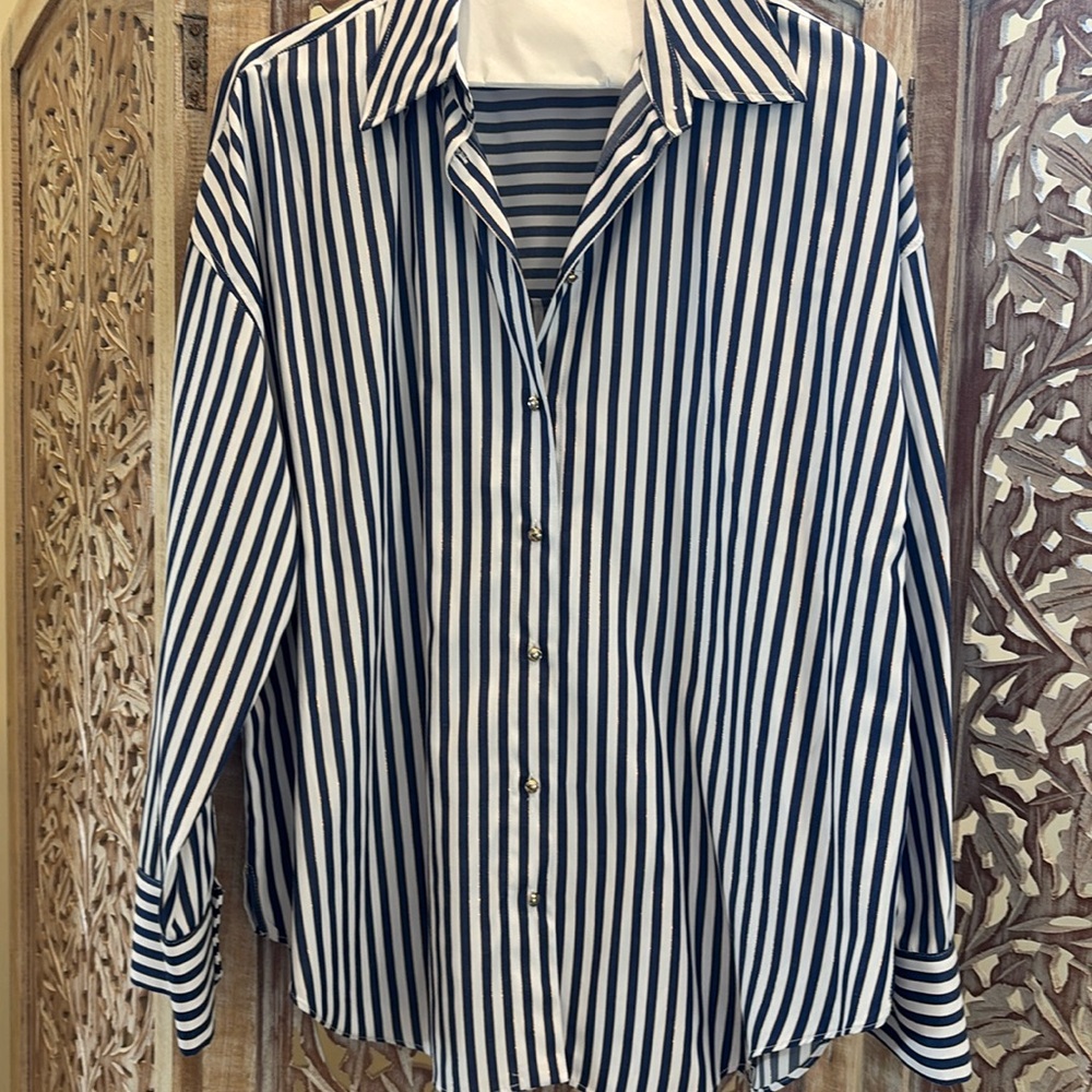 Zara oversized top S